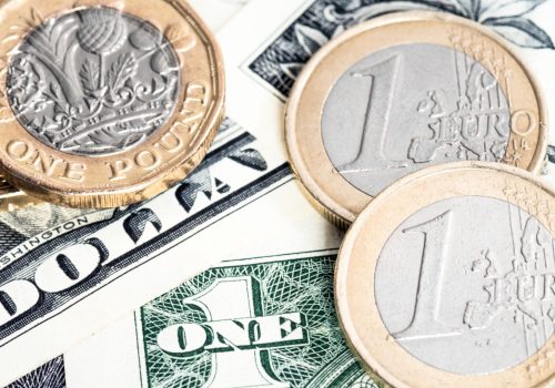 GBP/USD Price Forecast: Struggles at 1.3000, Yet Remains Flat